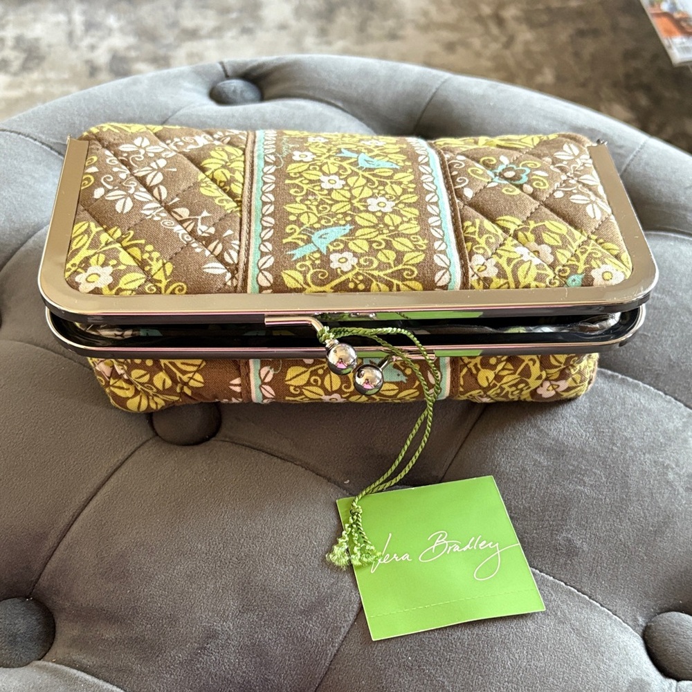 VERA BRADLEY Sitting In A Tree Blue Bird Pattern Make Up Cosmetic Case KissLock